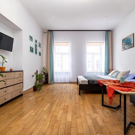 Apartamento Затишний Відпочинок В Центрі Львова Exterior foto