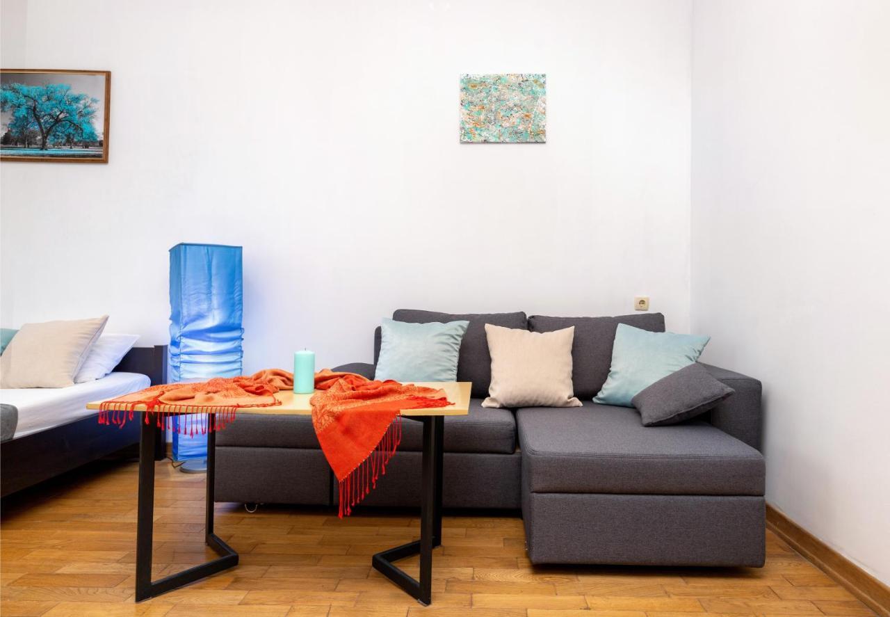 Apartamento Затишний Відпочинок В Центрі Львова Exterior foto
