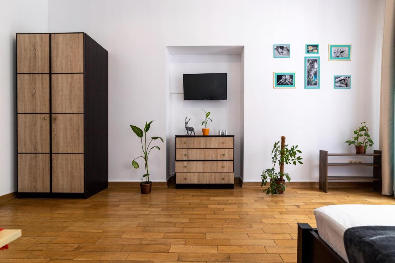 Apartamento Затишний Відпочинок В Центрі Львова Exterior foto
